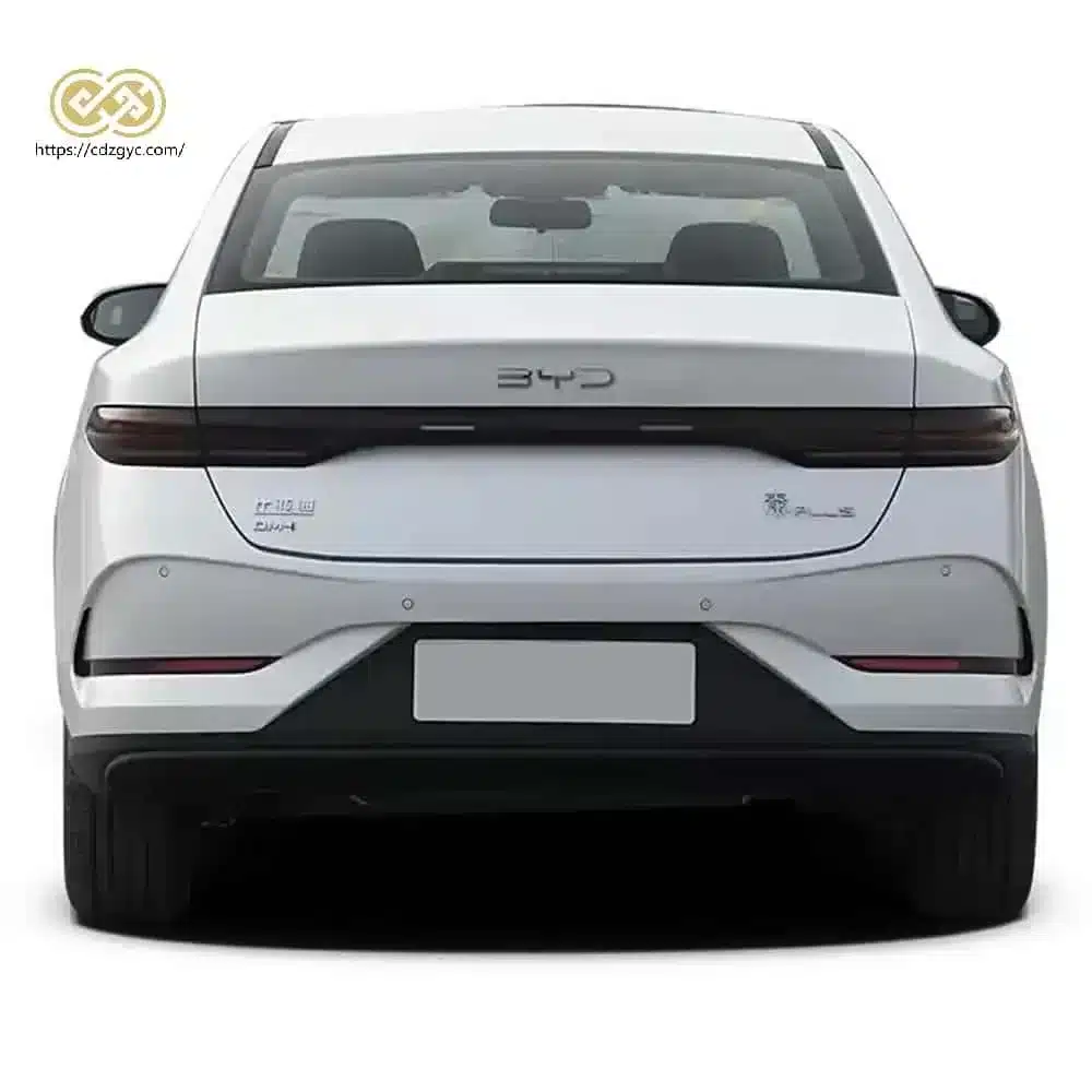 比亚迪秦 Plus DM-i / EV 2025