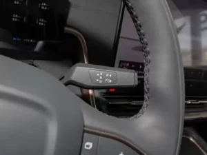 Dongfeng Yipai 008 interior